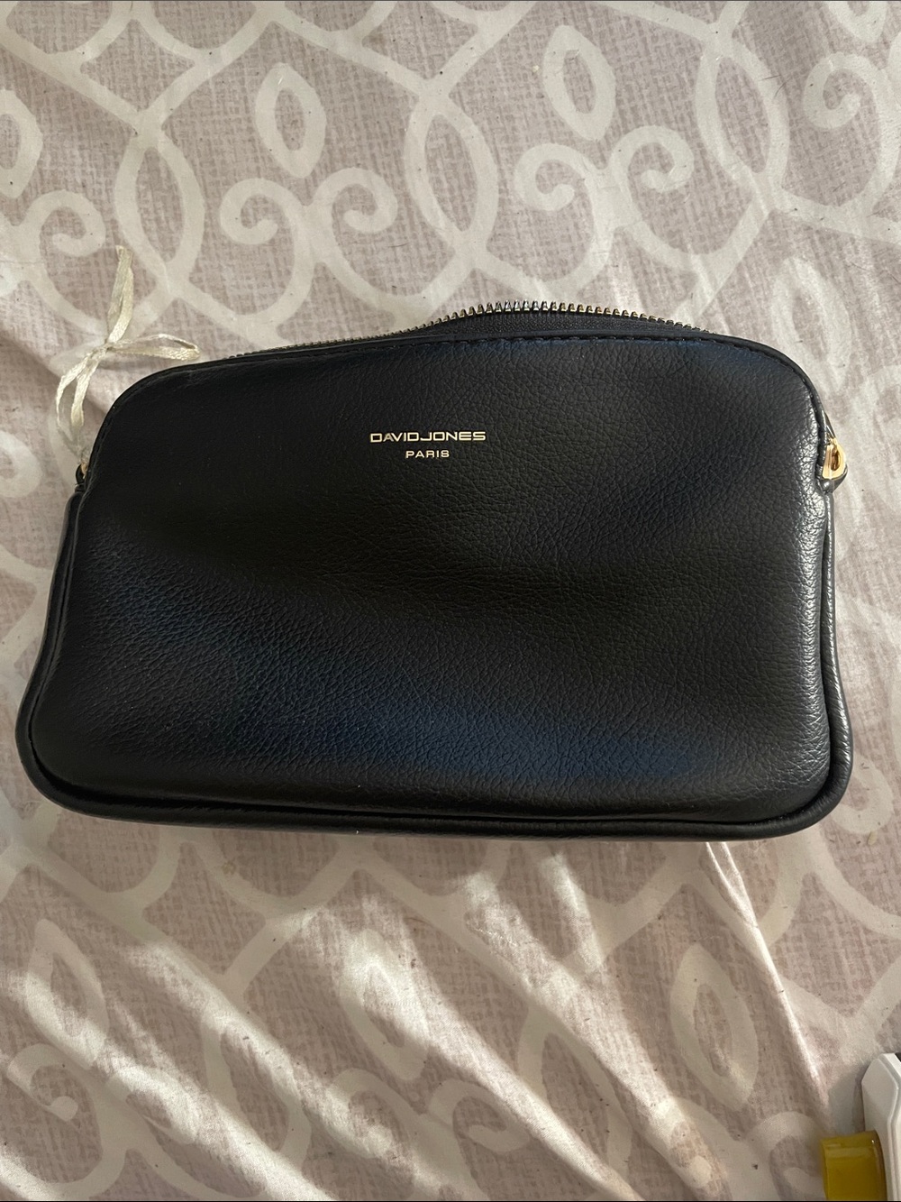David Jones Black Mini Crossbody Bag - Sleek Everyday Carry